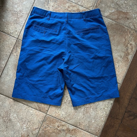 Hogan Blue Golf Shorts - Picture 2 of 3